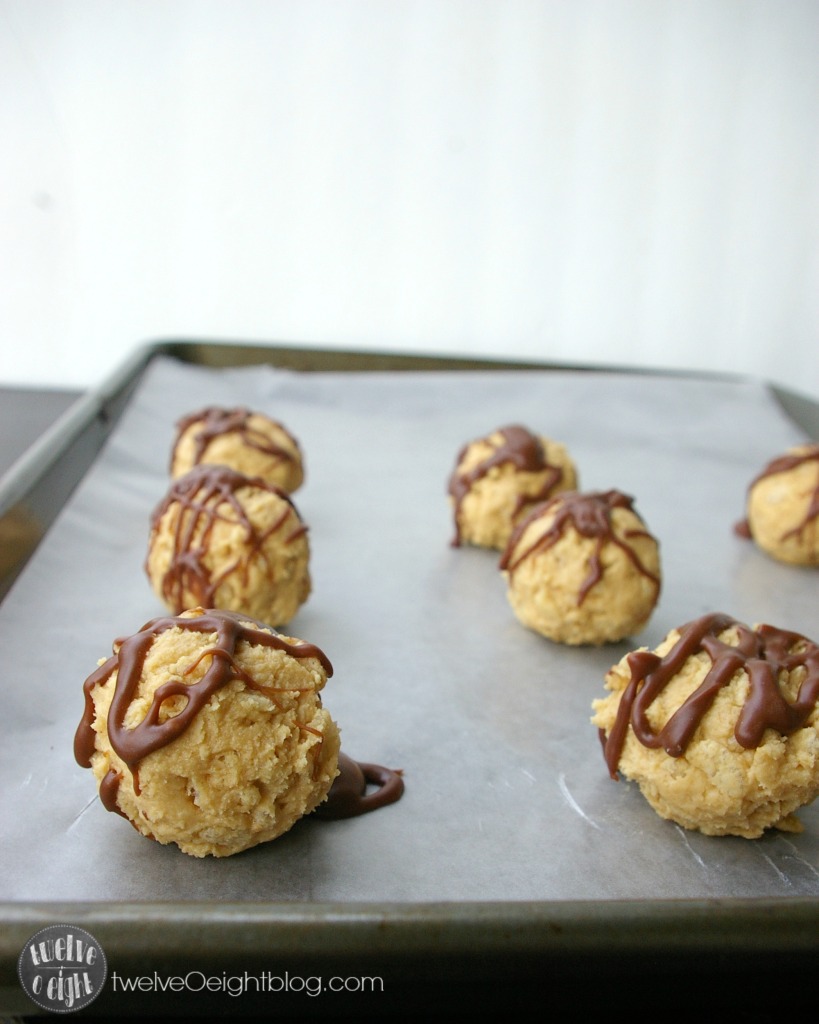 no bake peanut butter balls twelveOeightblog.com #nobake #peanutbutter #dessert #twelveOeightblog